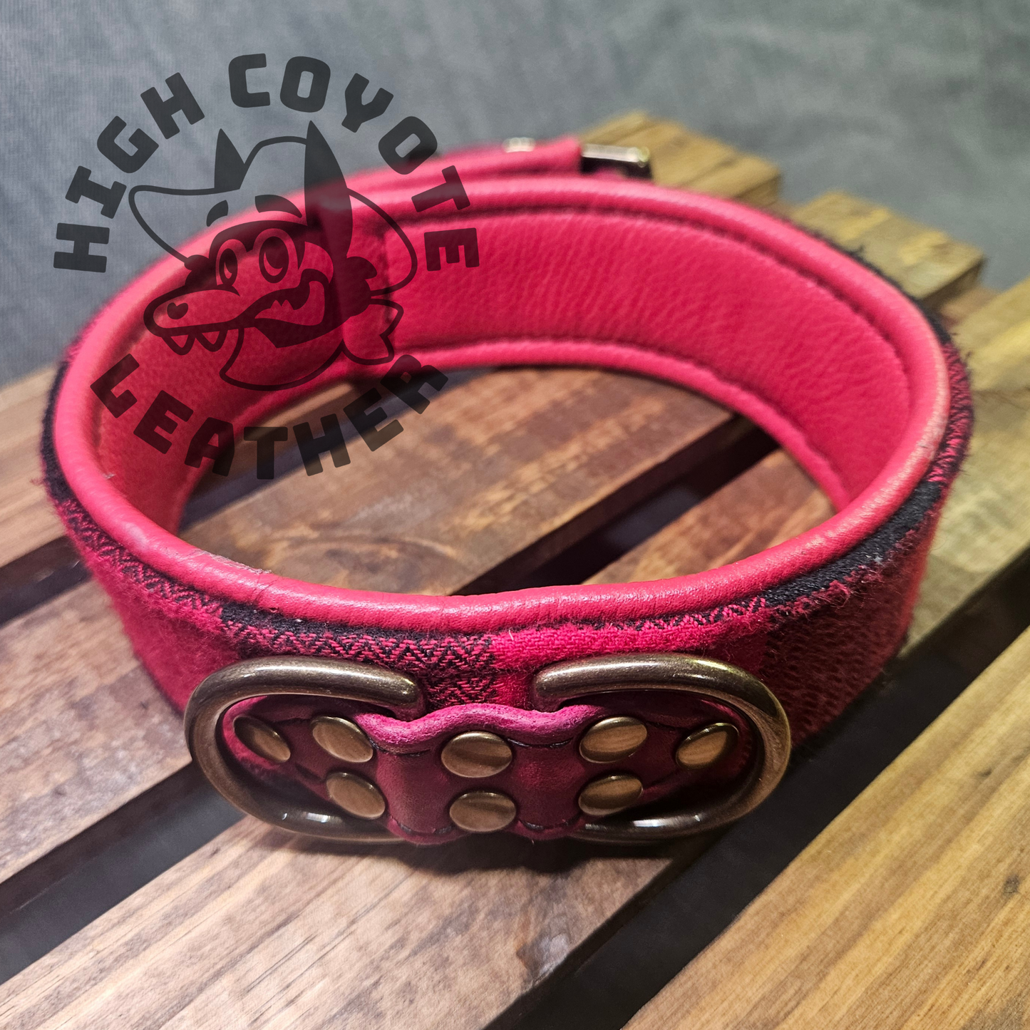 Red Flannel Collar
