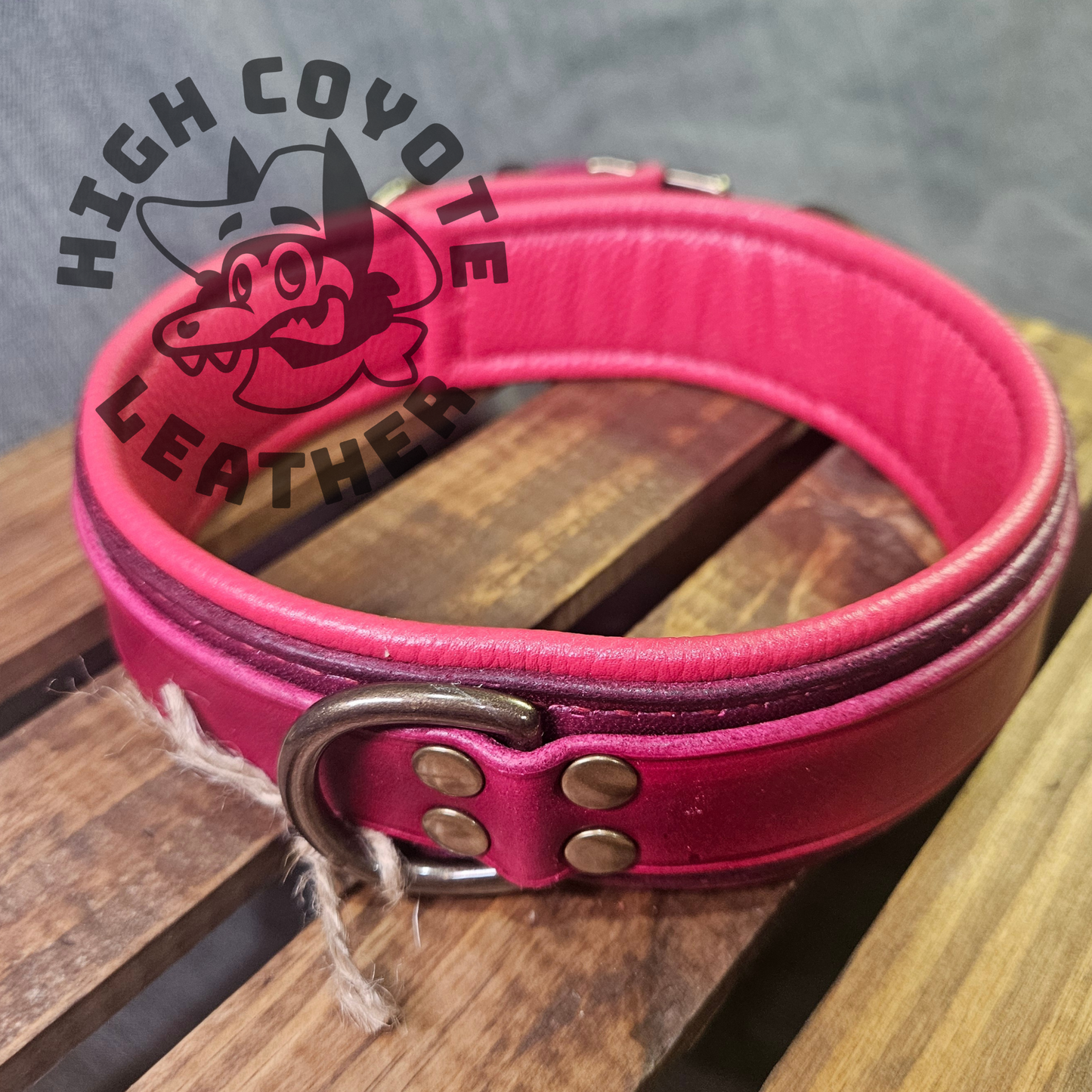 Redscale Collar