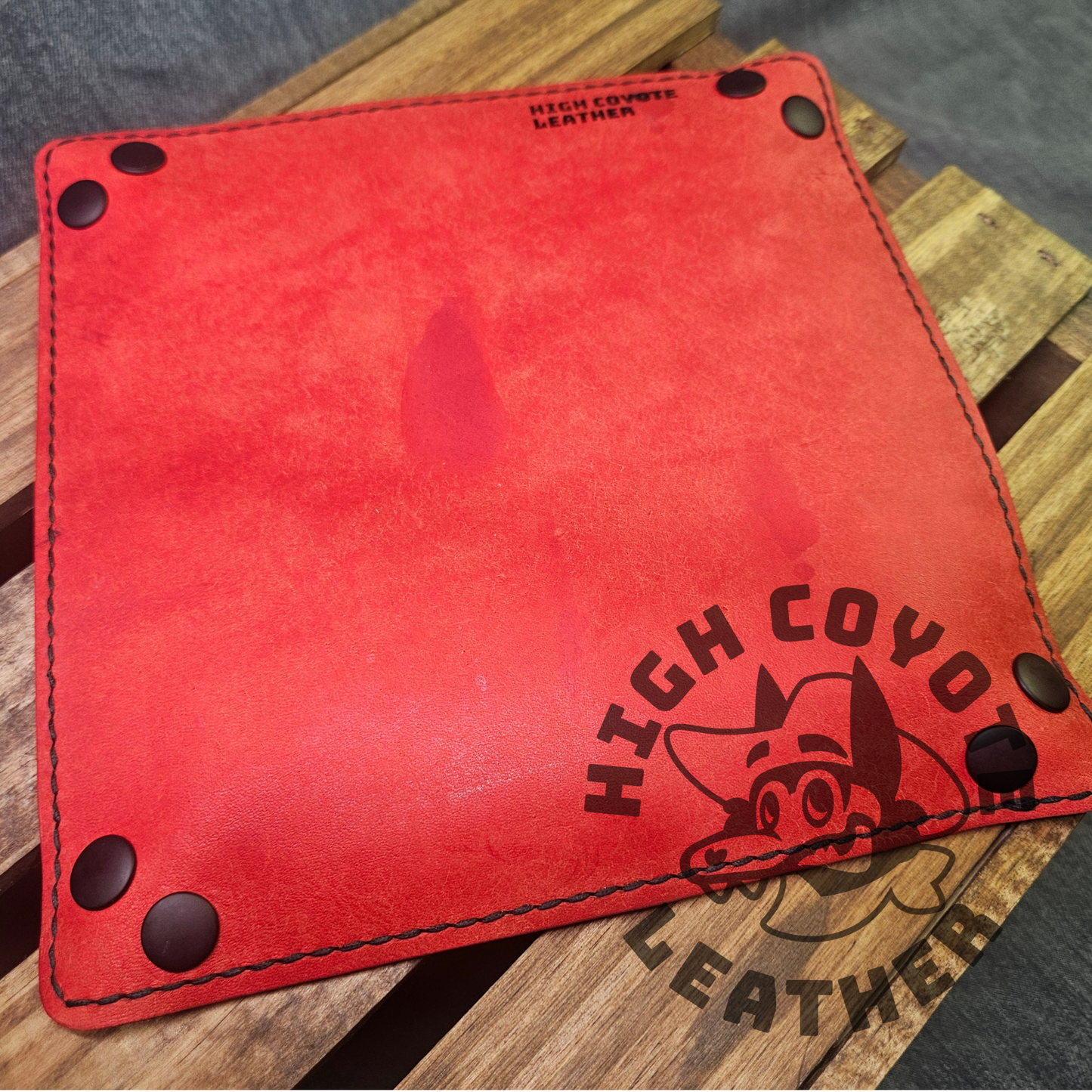 Pueblo Red w/ Black Splatter Paw Print Valet Tray