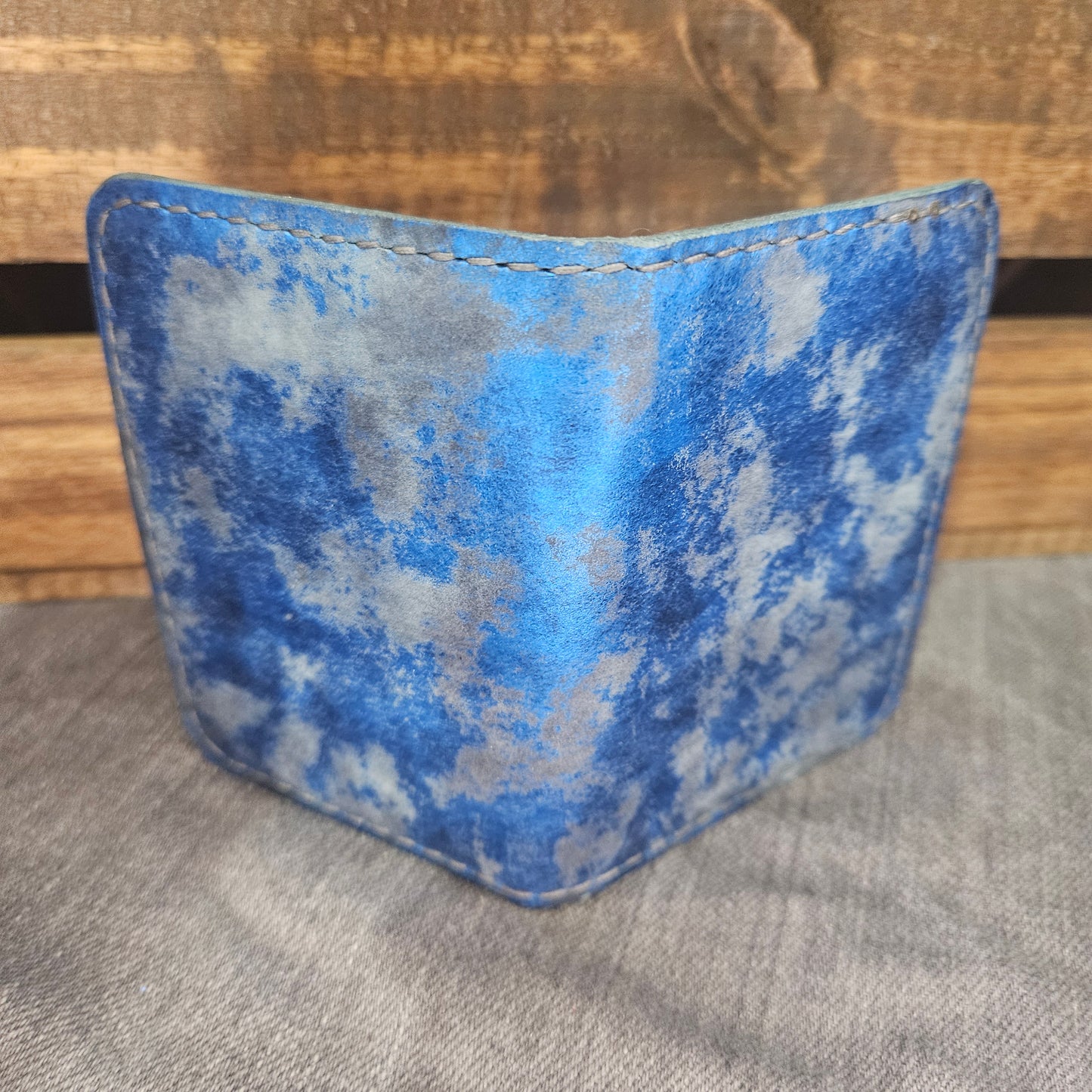 Rusty Metallic Sapphire Mini Bifold