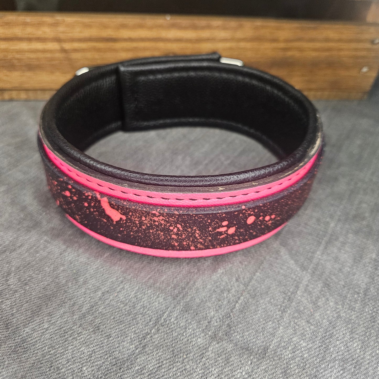 Neon Pink Collar