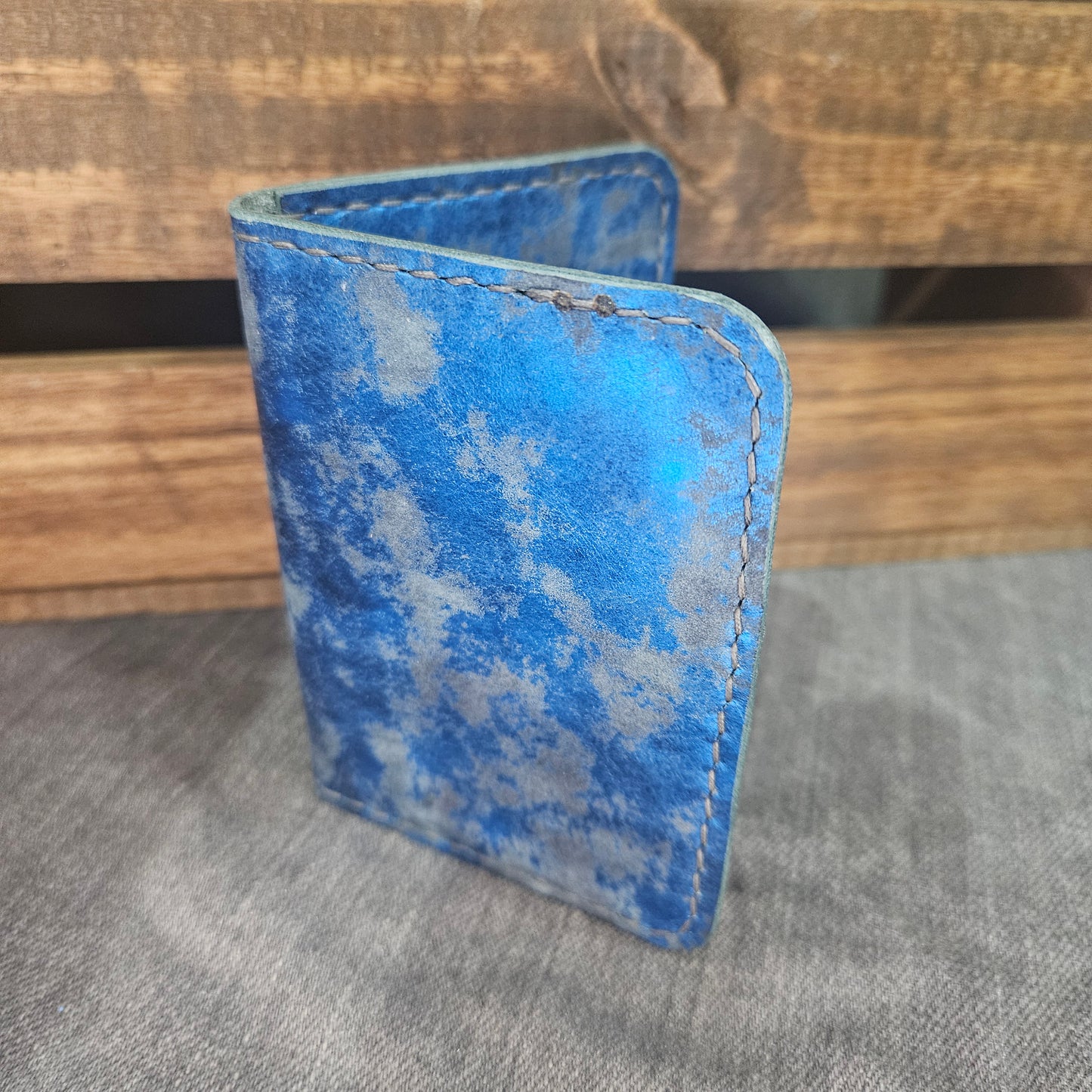 Rusty Metallic Sapphire Mini Bifold
